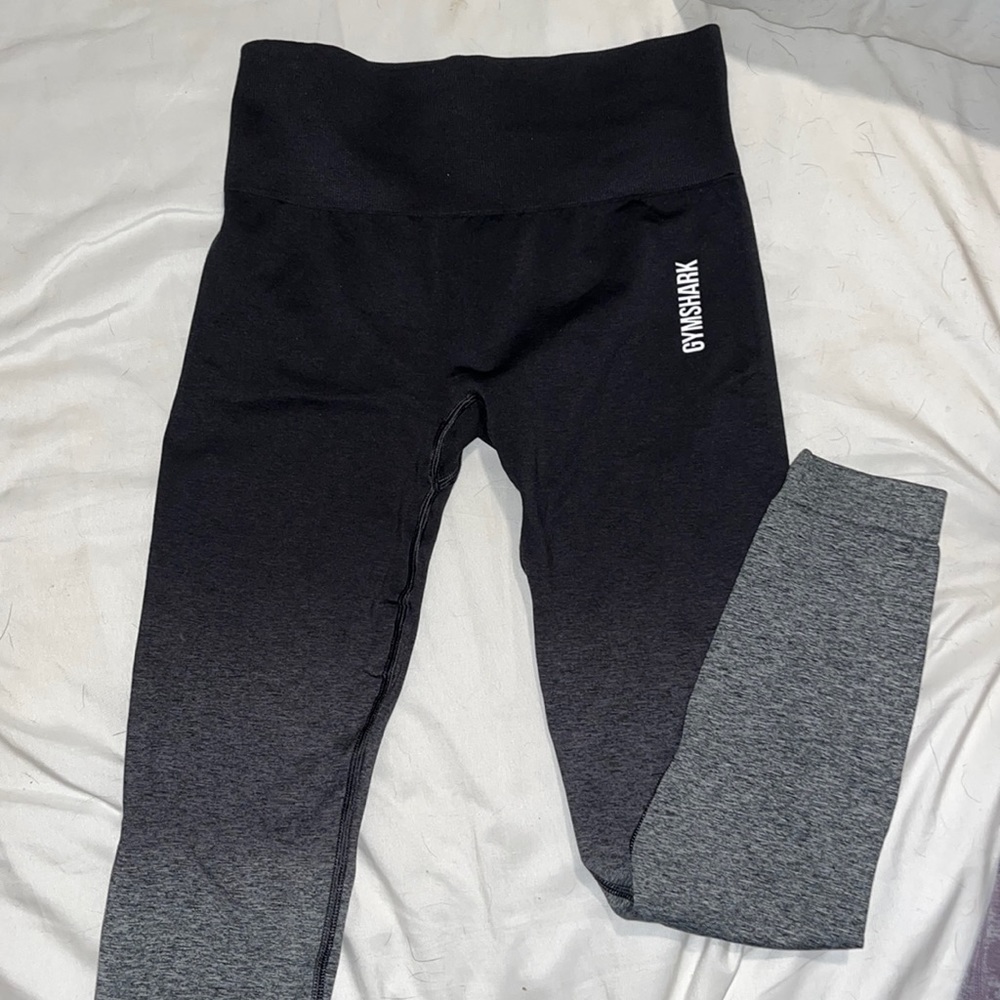 NWOT Gymshark Adapt Seamless Black Ombré Leggings Size Small
